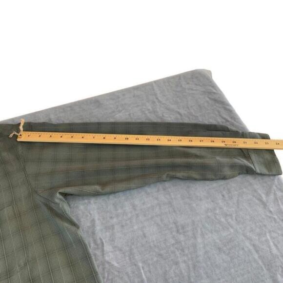 Haggar Mens Luury Microfibre Long Sleeve Gray Plaid Shirt Size L Defect​​​​​ - Picture 8 of 8